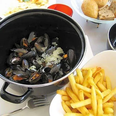 Restaurant De La Canner Hotel 2*
