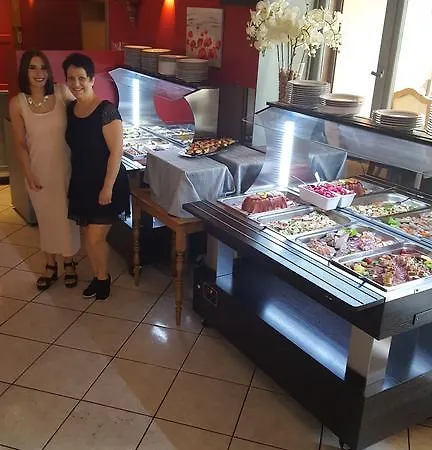 罐头餐厅酒店 2* 克达日叙尔康讷